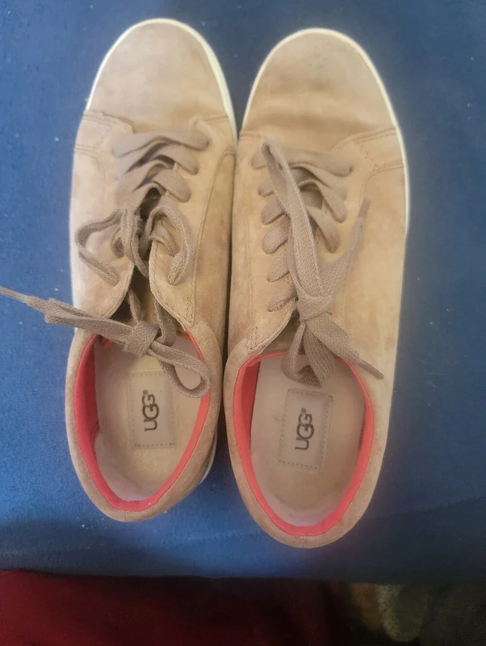 UGG casual low